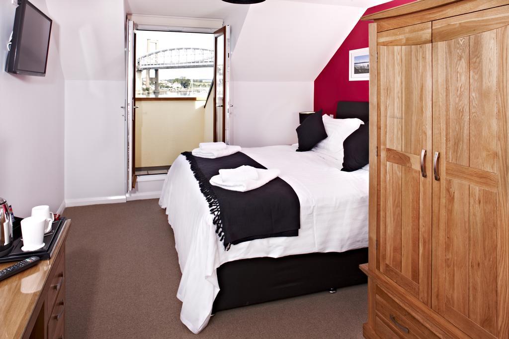 The Ferry House Inn Plymouth Ruang foto