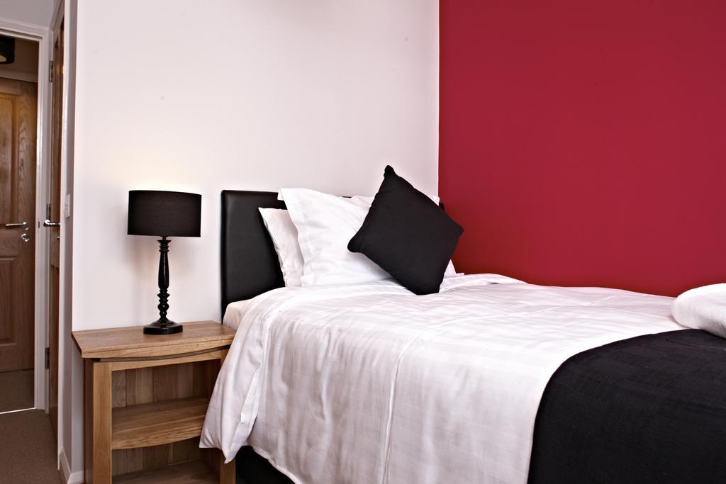 The Ferry House Inn Plymouth Ruang foto