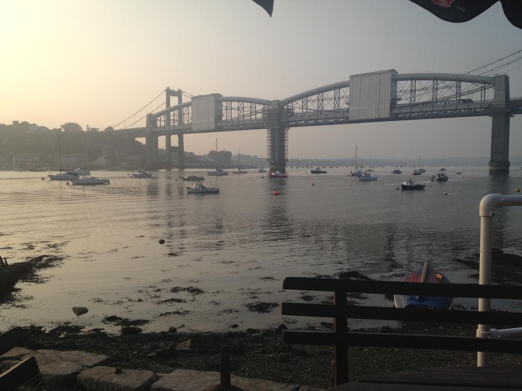 The Ferry House Inn Plymouth Ruang foto